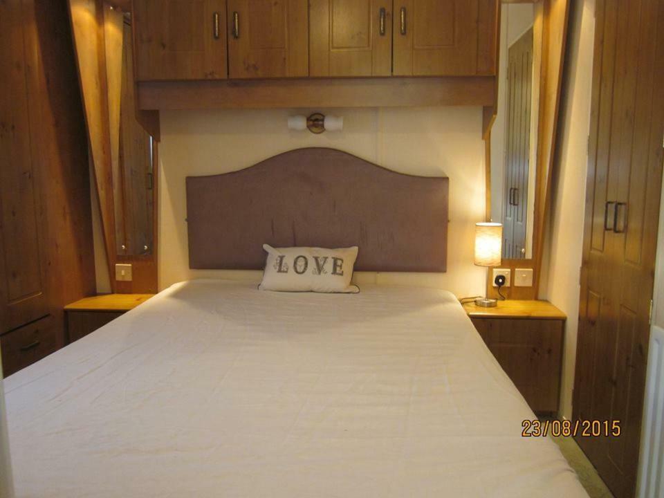 33 Beach Retreat Lodge Pevensey Bay Holiday Park Eksteriør billede