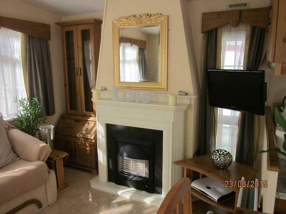 33 Beach Retreat Lodge Pevensey Bay Holiday Park Eksteriør billede