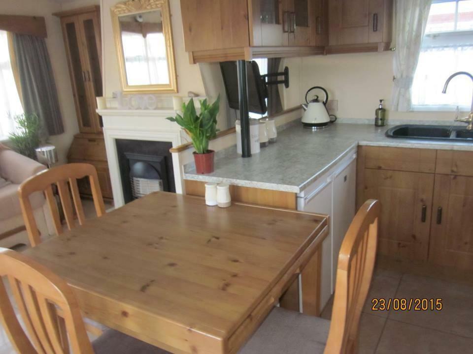 33 Beach Retreat Lodge Pevensey Bay Holiday Park Eksteriør billede