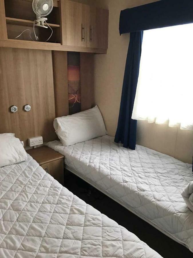 33 Beach Retreat Lodge Pevensey Bay Holiday Park Eksteriør billede